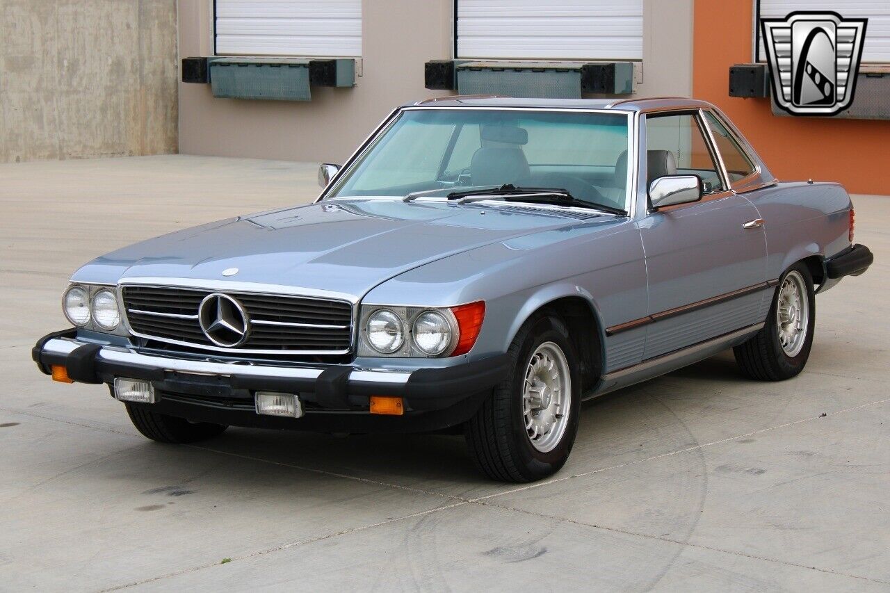 Mercedes-Benz-SL-Class-1984-3