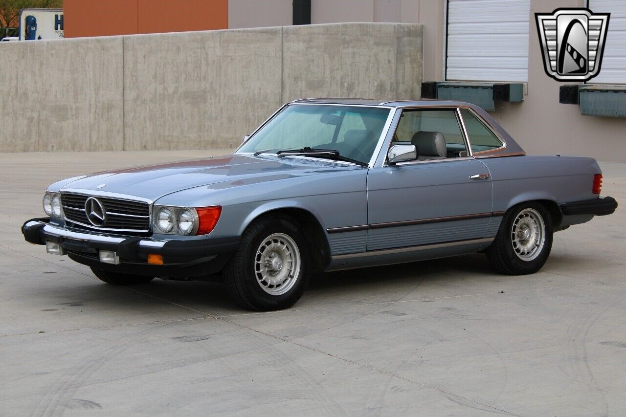 Mercedes-Benz-SL-Class-1984-5