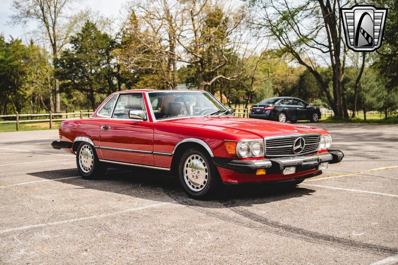 Mercedes-Benz-SL-Class-1986-8