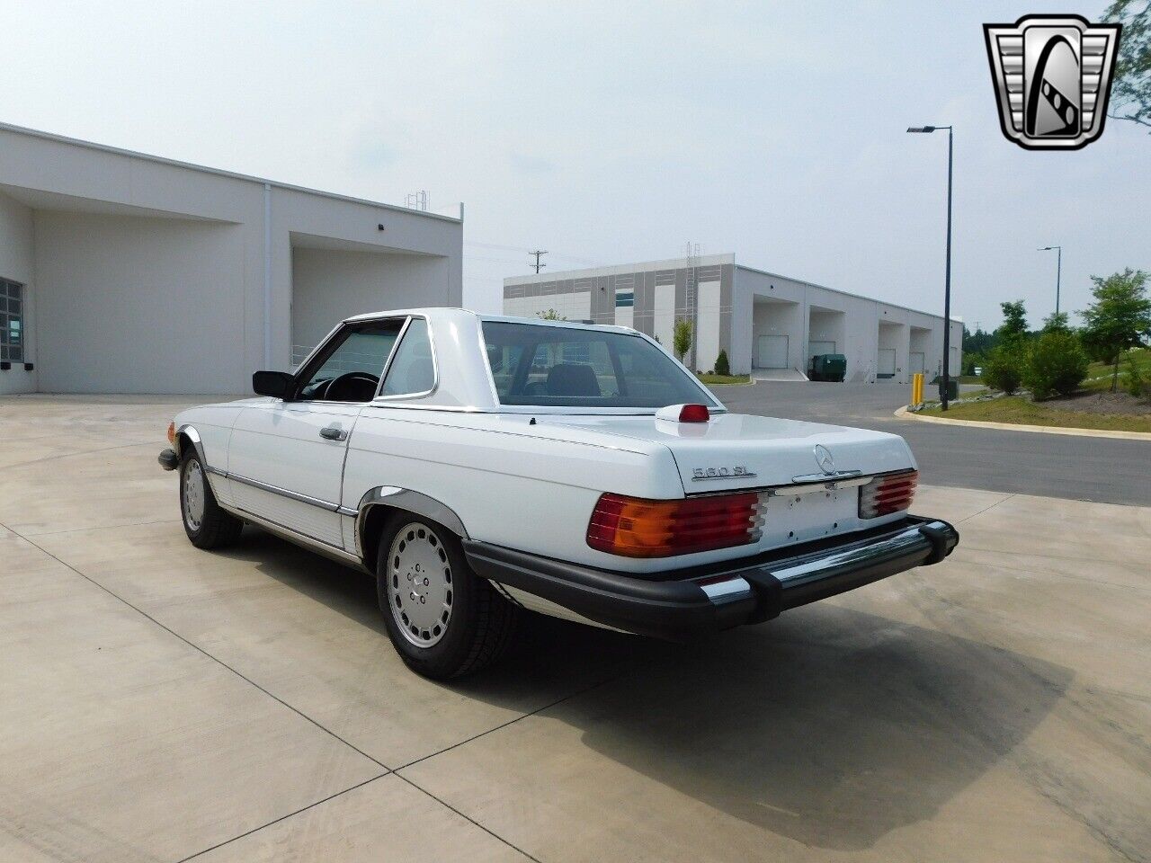 Mercedes-Benz-SL-Class-1986-8