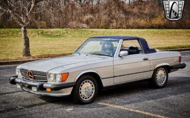 Mercedes-Benz-SL-Class-1988-10