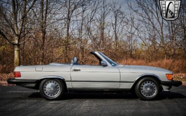 Mercedes-Benz-SL-Class-1988-7