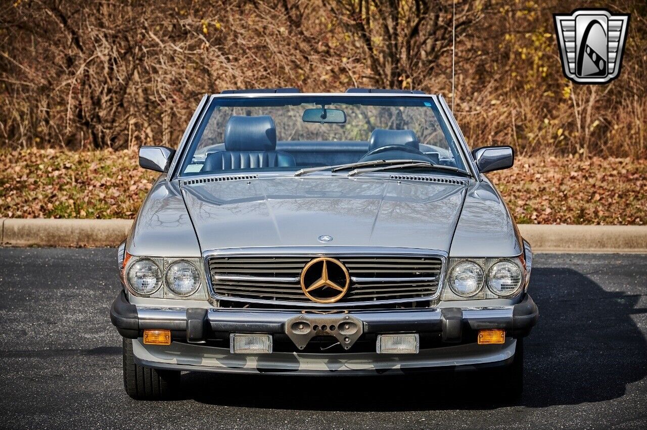 Mercedes-Benz-SL-Class-1988-9