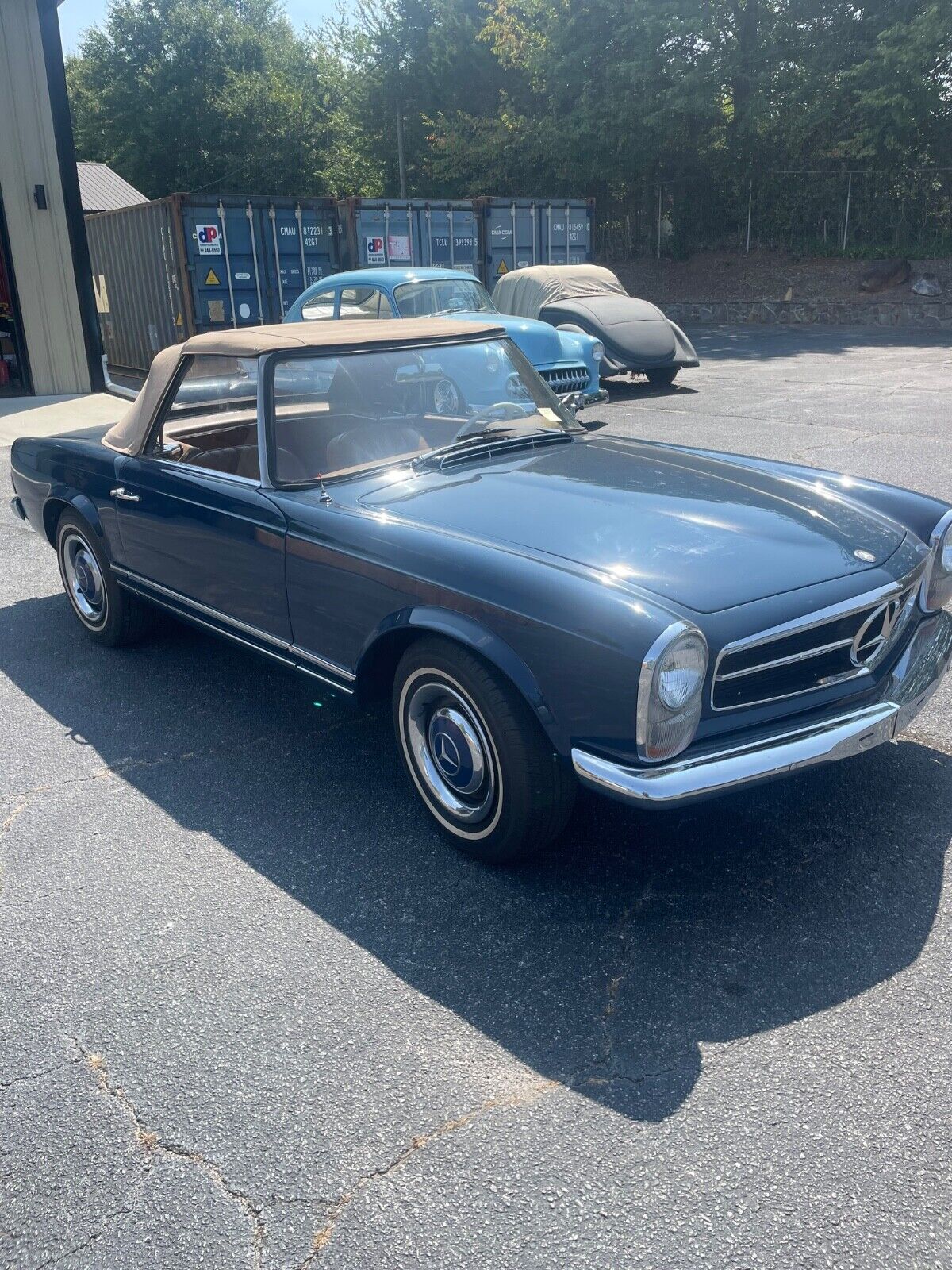 Mercedes-Benz-SL-Class-Cabriolet-1966-2