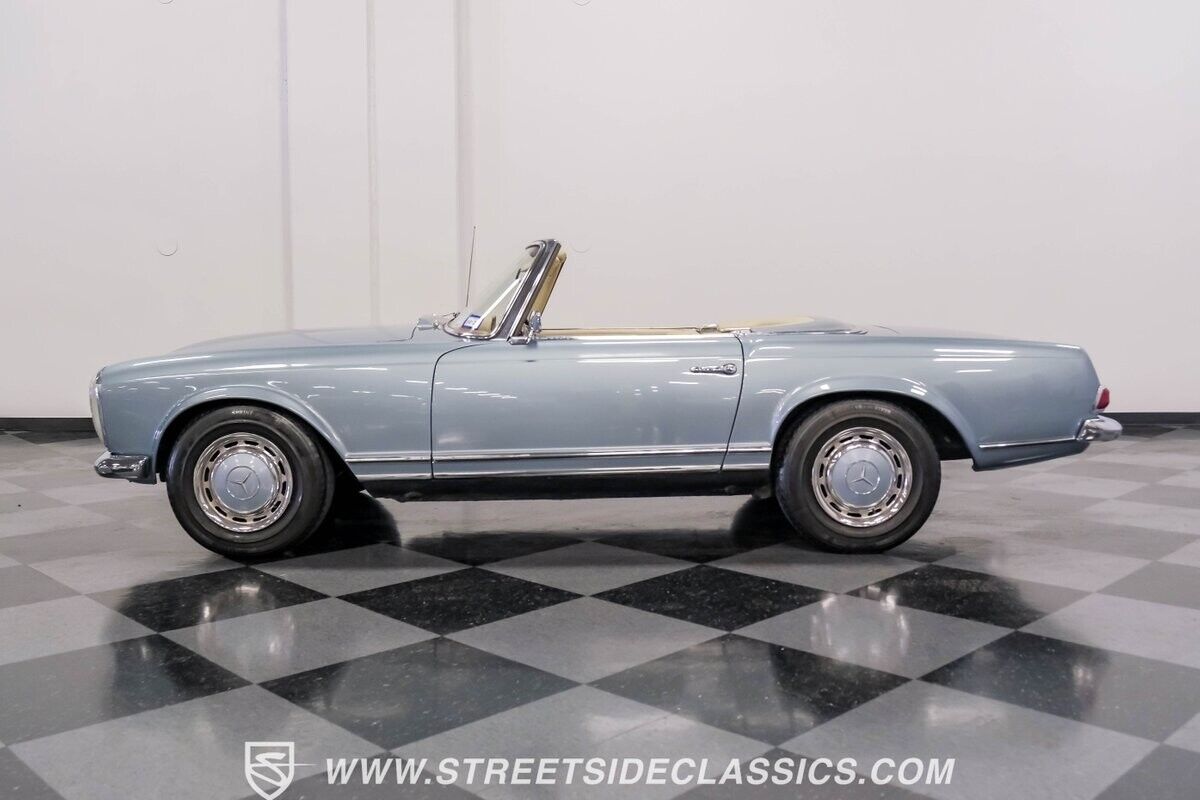 Mercedes-Benz-SL-Class-Cabriolet-1968-6