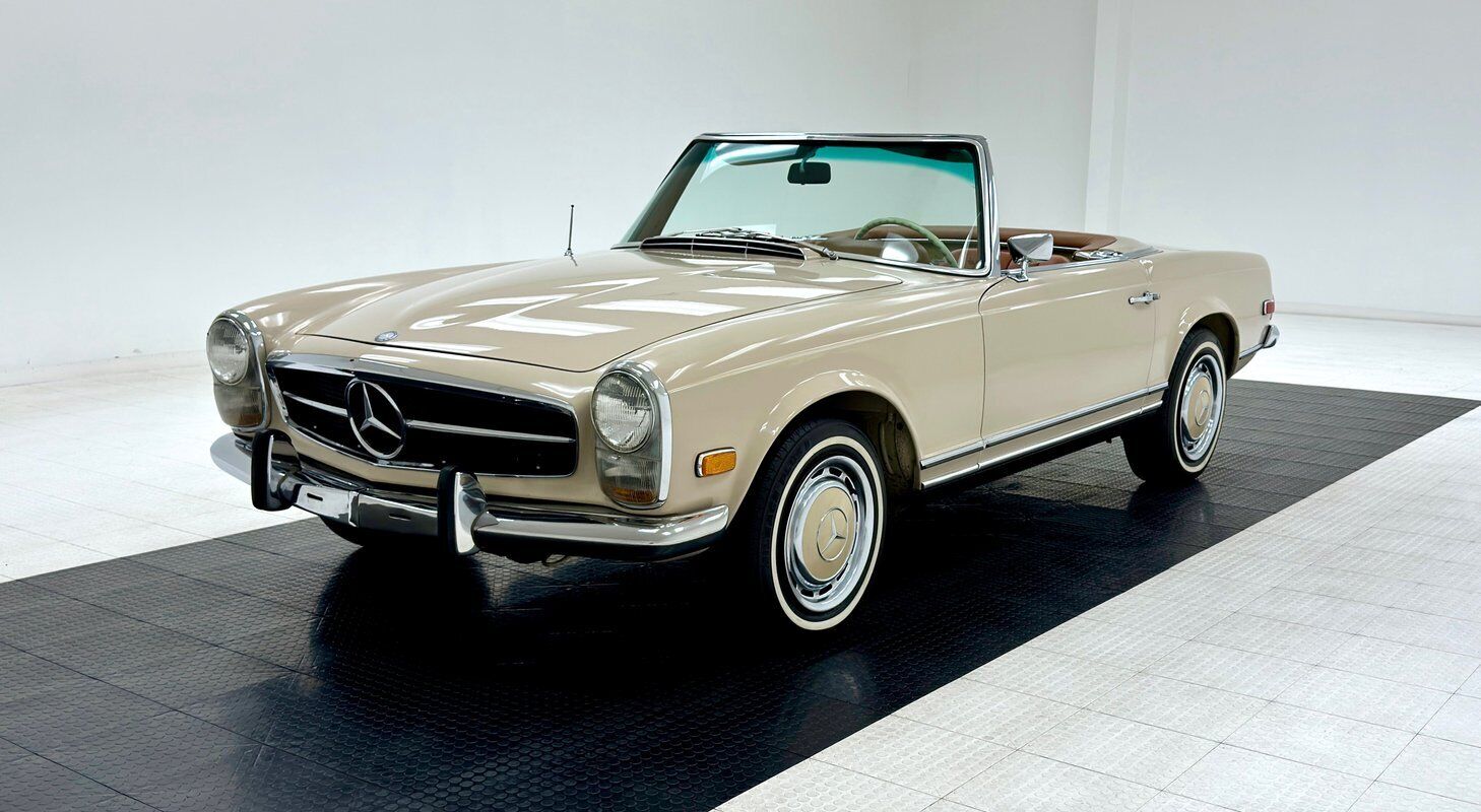 Mercedes-Benz-SL-Class-Cabriolet-1969-1