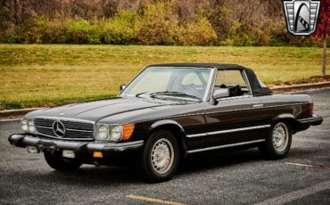 Mercedes-Benz-SL-Class-Cabriolet-1977-10