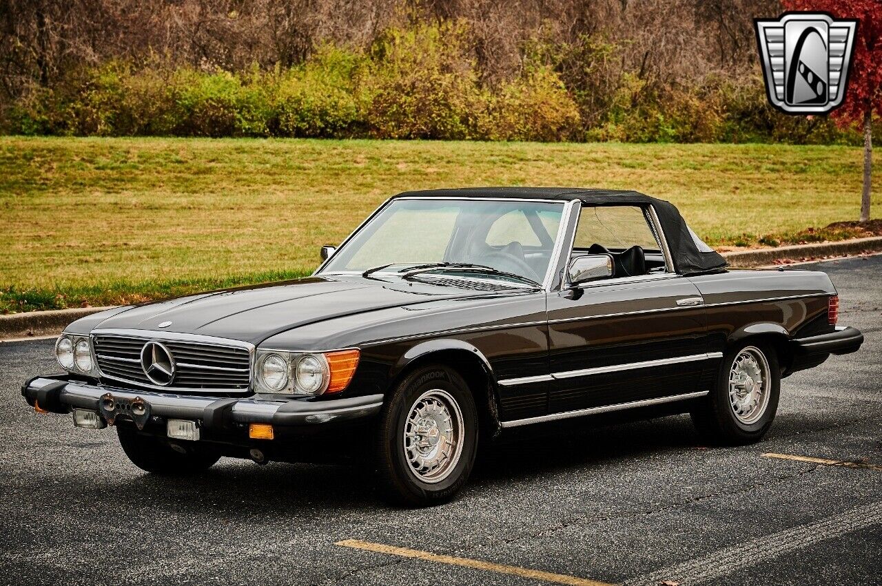 Mercedes-Benz-SL-Class-Cabriolet-1977-10