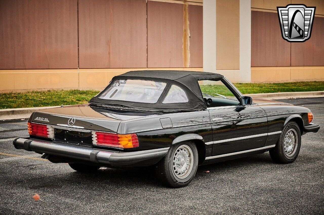 Mercedes-Benz-SL-Class-Cabriolet-1977-11