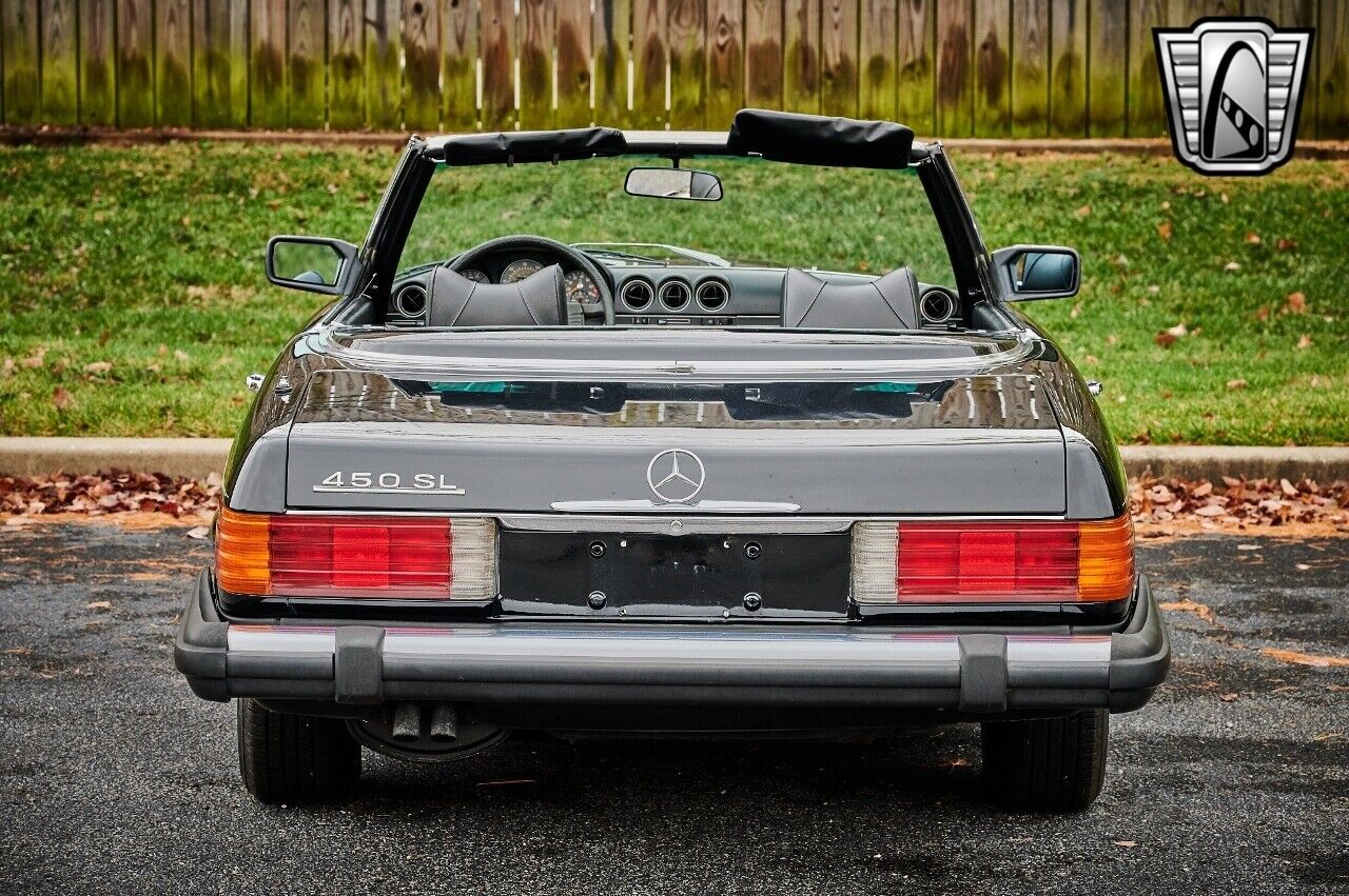 Mercedes-Benz-SL-Class-Cabriolet-1977-5