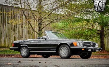 Mercedes-Benz-SL-Class-Cabriolet-1977-8