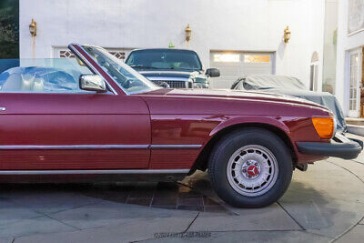 Mercedes-Benz-SL-Class-Cabriolet-1979-10