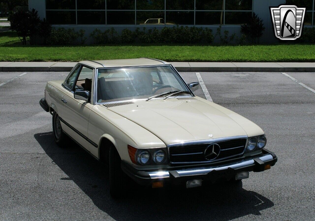 Mercedes-Benz-SL-Class-Cabriolet-1979-2