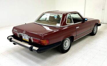 Mercedes-Benz-SL-Class-Cabriolet-1981-10