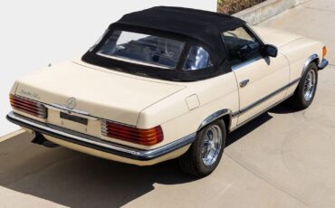 Mercedes-Benz-SL-Class-Cabriolet-1982-14