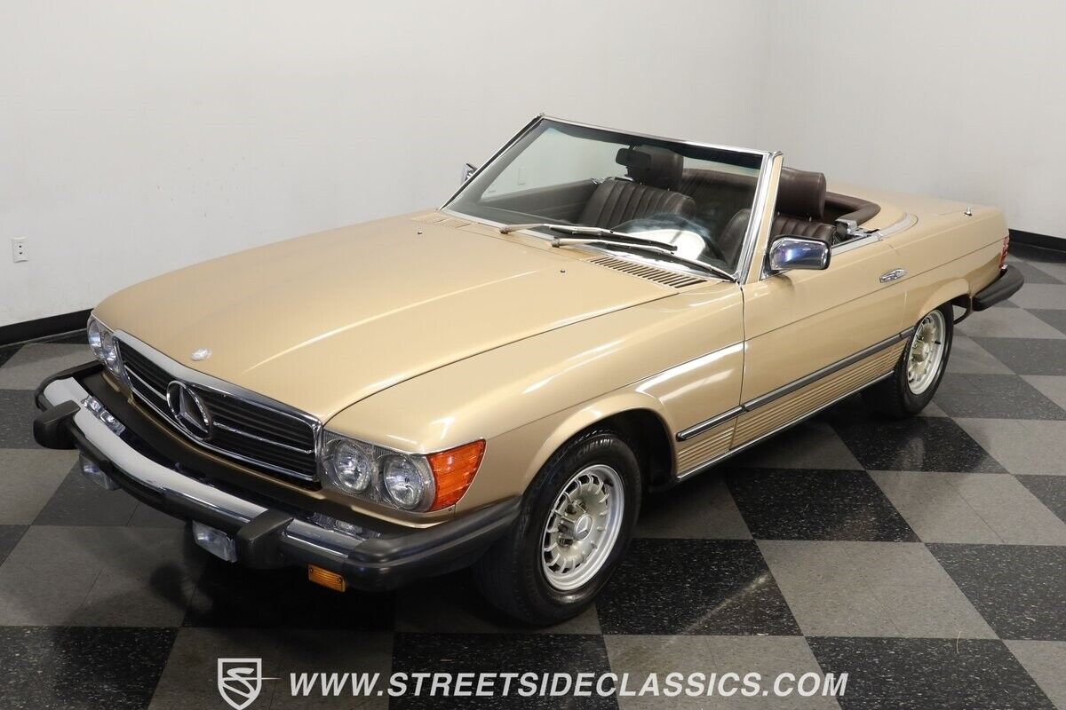 Mercedes-Benz-SL-Class-Cabriolet-1983-18