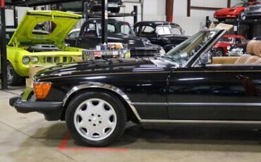 Mercedes-Benz-SL-Class-Cabriolet-1983-2