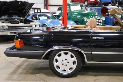 Mercedes-Benz-SL-Class-Cabriolet-1983-8