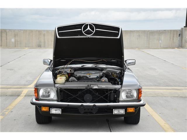 Mercedes-Benz-SL-Class-Cabriolet-1984-17