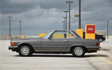 Mercedes-Benz-SL-Class-Cabriolet-1984-5