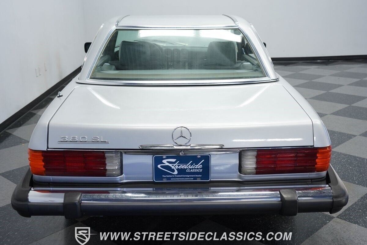 Mercedes-Benz-SL-Class-Cabriolet-1984-8