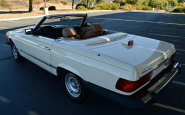 Mercedes-Benz-SL-Class-Cabriolet-1985-12