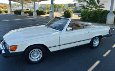 Mercedes-Benz-SL-Class-Cabriolet-1985-14