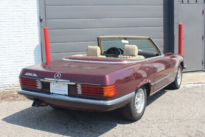 Mercedes-Benz-SL-Class-Cabriolet-1985-2