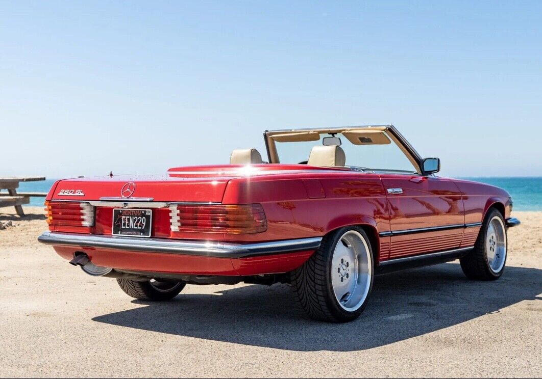 Mercedes-Benz-SL-Class-Cabriolet-1985-9