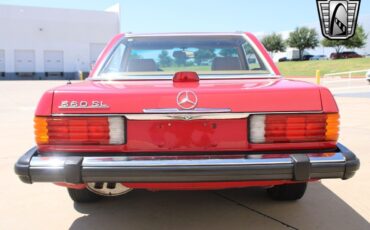 Mercedes-Benz-SL-Class-Cabriolet-1986-6