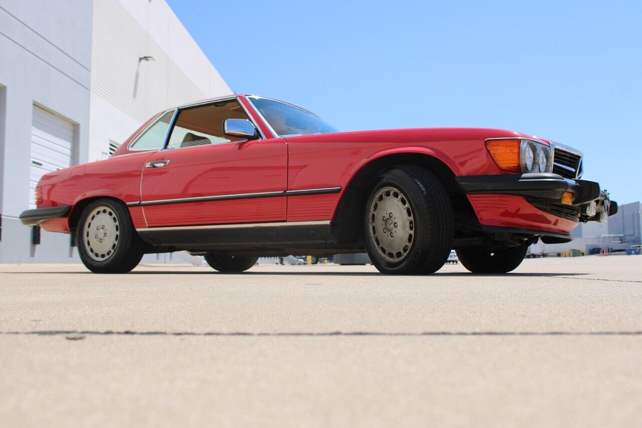 Mercedes-Benz-SL-Class-Cabriolet-1986-9