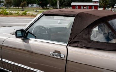 Mercedes-Benz-SL-Class-Cabriolet-1987-11