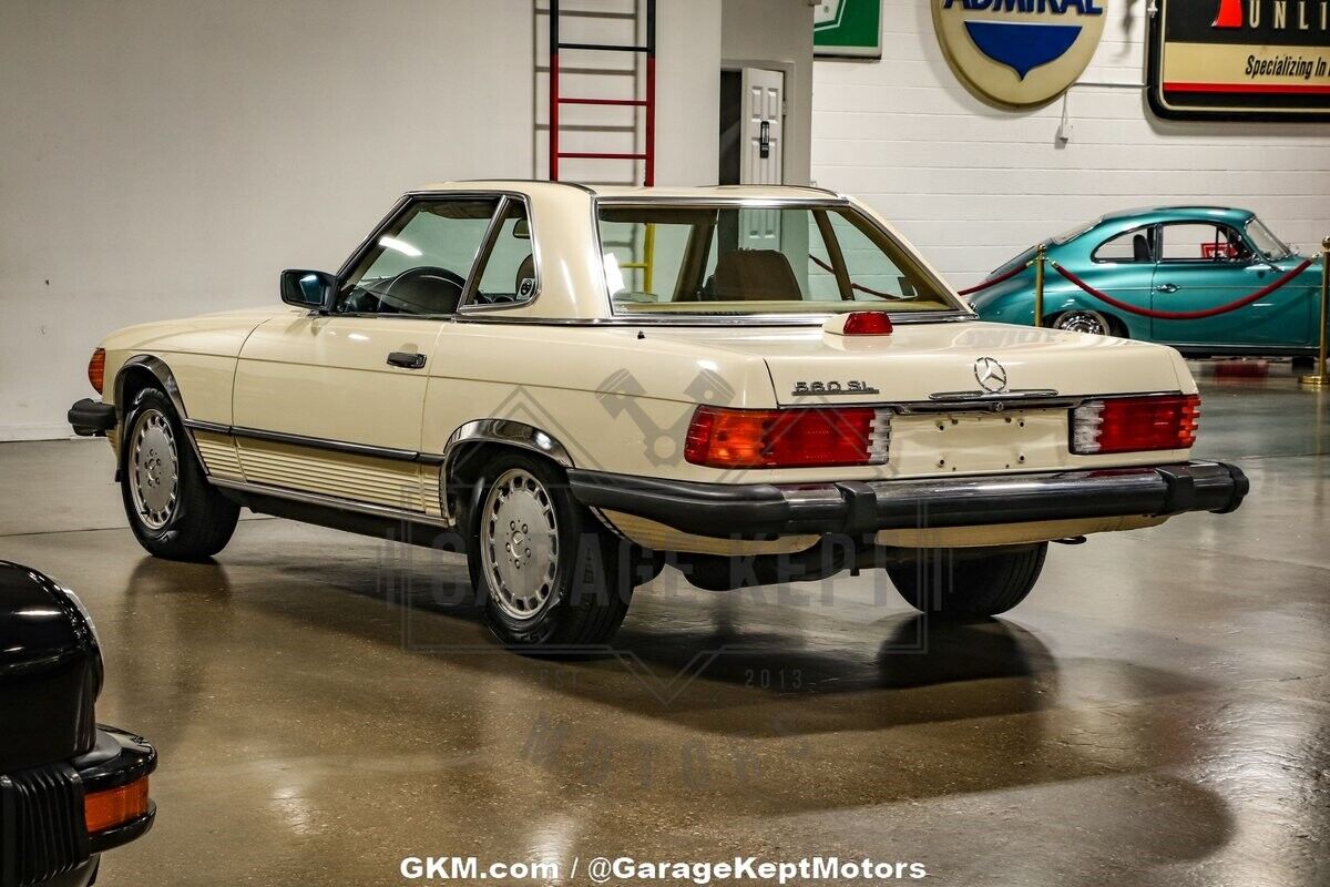 Mercedes-Benz-SL-Class-Cabriolet-1987-11