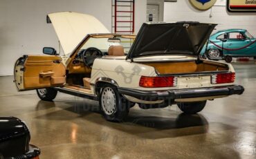 Mercedes-Benz-SL-Class-Cabriolet-1987-4