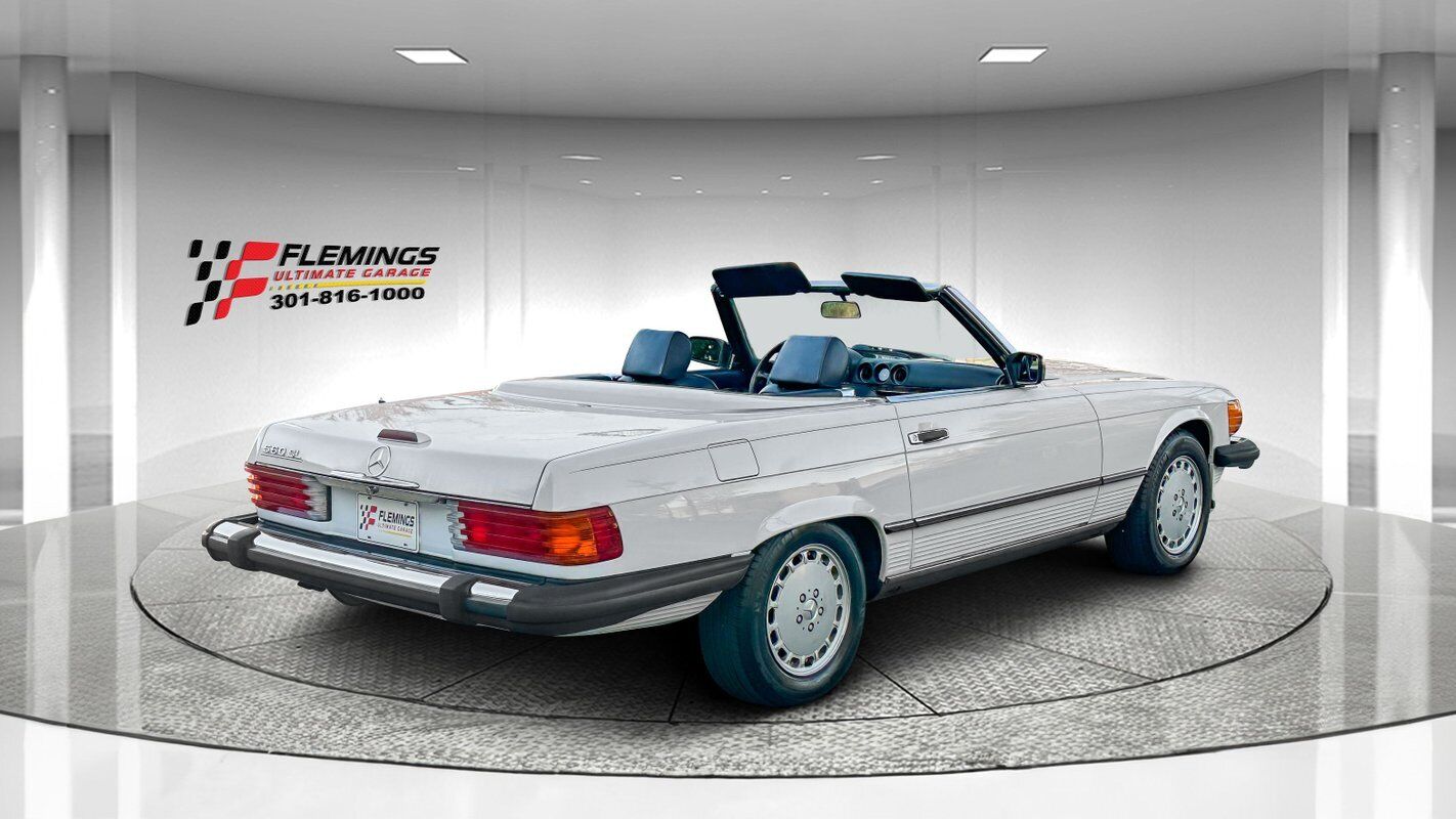 Mercedes-Benz-SL-Class-Cabriolet-1988-3