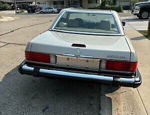 Mercedes-Benz-SL-Class-Cabriolet-1988-3