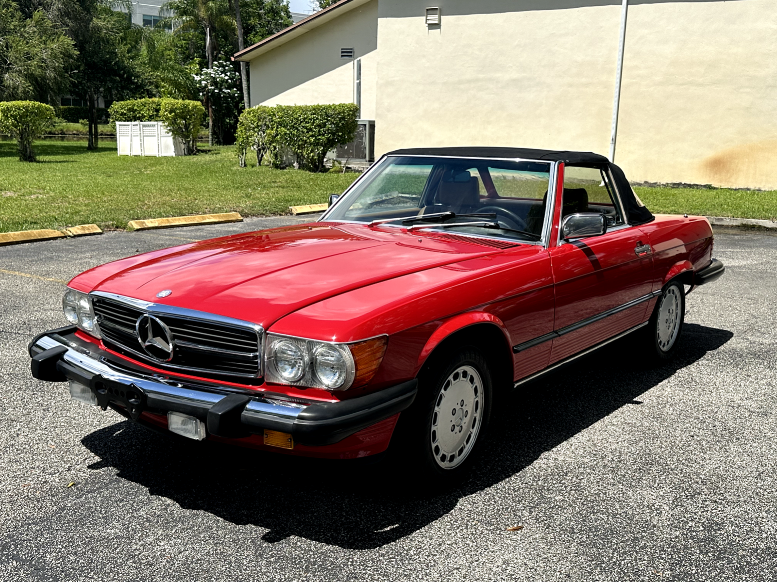 Mercedes-Benz-SL-Class-Cabriolet-1989-1