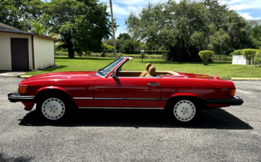 Mercedes-Benz-SL-Class-Cabriolet-1989-12