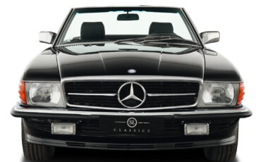 Mercedes-Benz-SL-Class-Cabriolet-1989-3