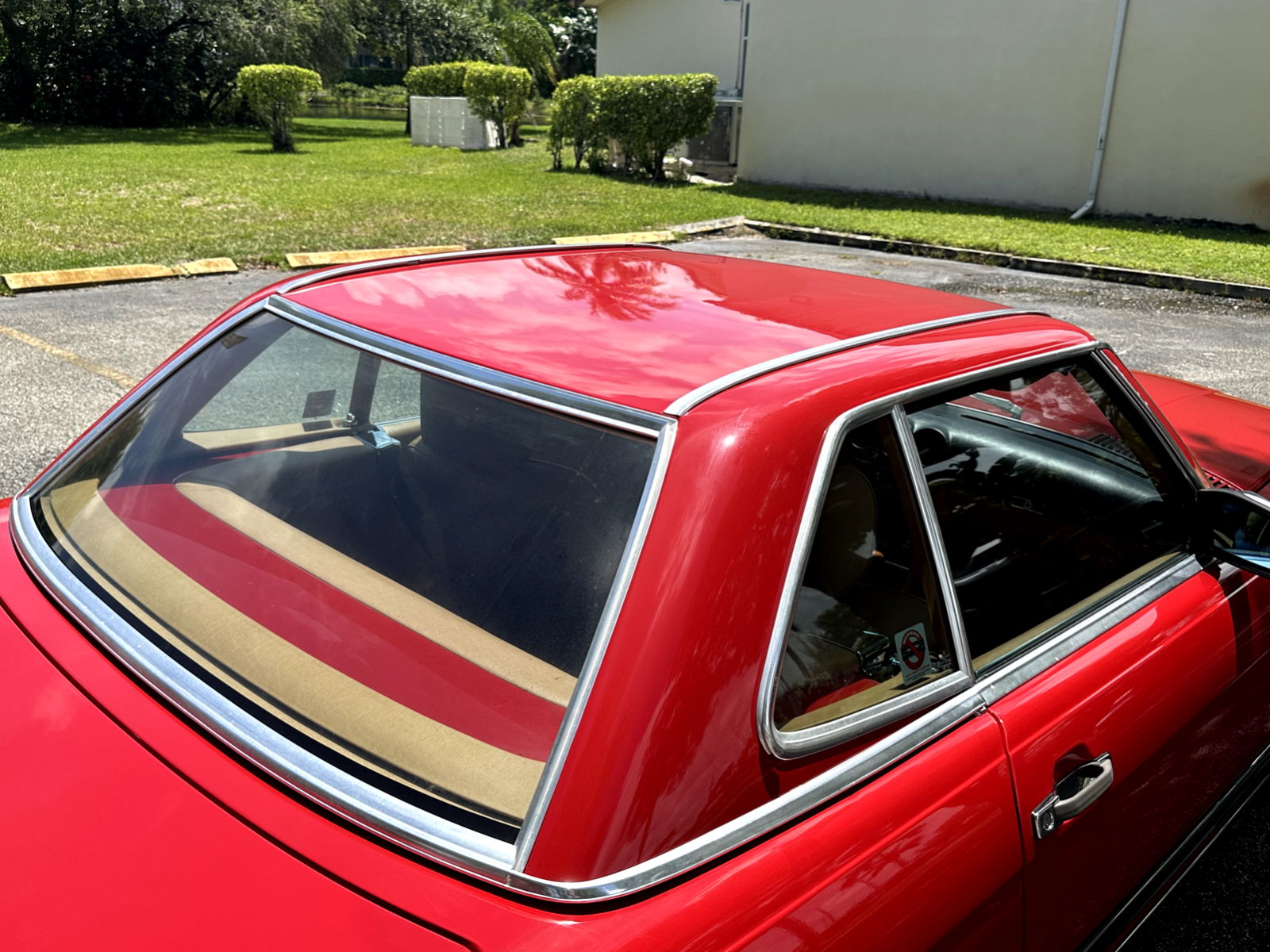 Mercedes-Benz-SL-Class-Cabriolet-1989-32