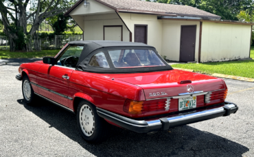 Mercedes-Benz-SL-Class-Cabriolet-1989-4