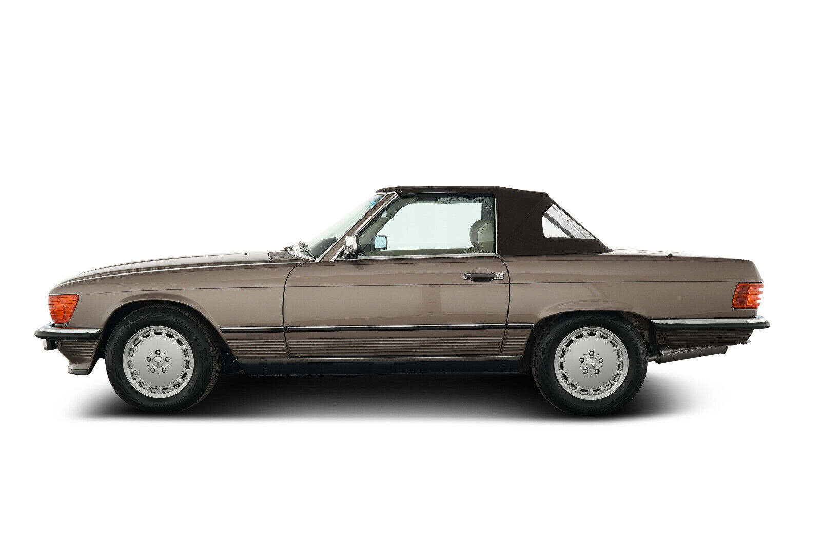 Mercedes-Benz-SL-Class-Cabriolet-1989-6