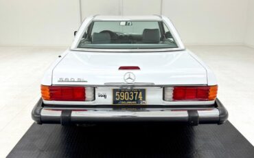 Mercedes-Benz-SL-Class-Cabriolet-1989-9