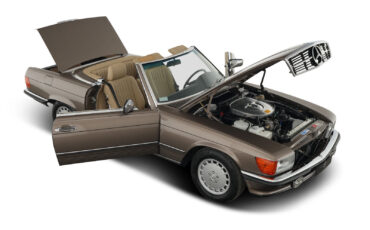 Mercedes-Benz-SL-Class-Cabriolet-1989-9