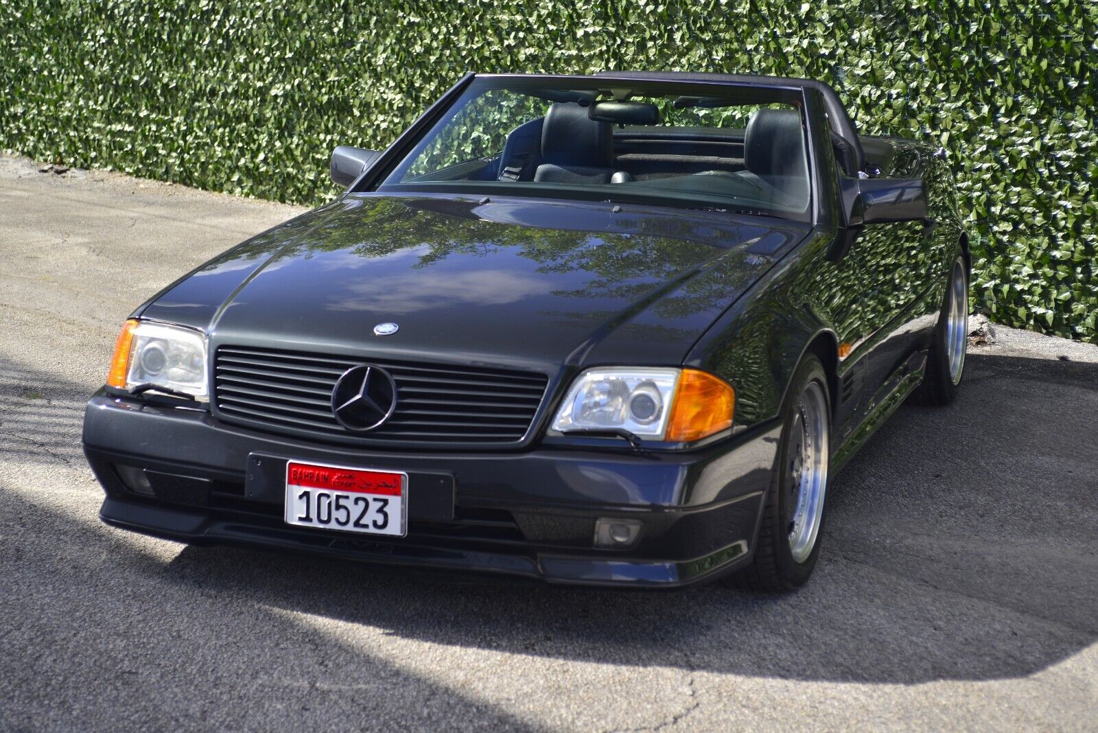 Mercedes-Benz-SL-Class-Cabriolet-1990-18