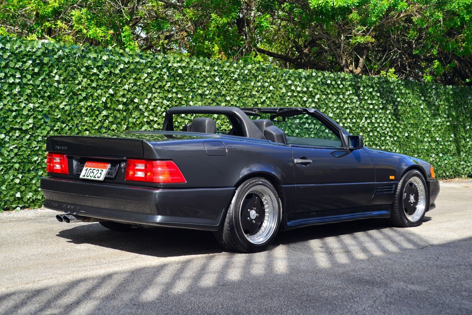 Mercedes-Benz-SL-Class-Cabriolet-1990-2