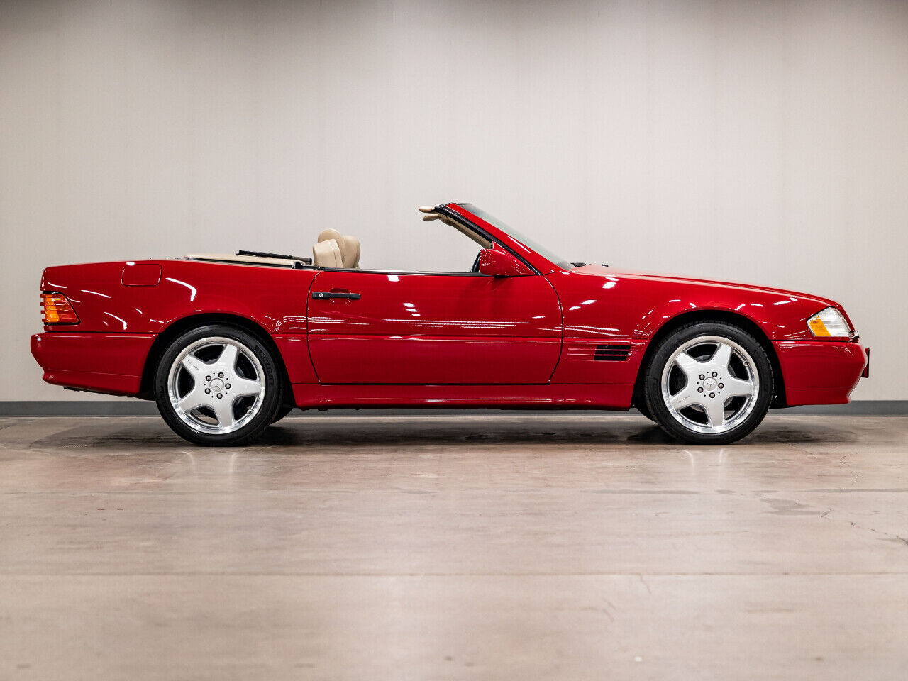 Mercedes-Benz-SL-Class-Cabriolet-1995-11