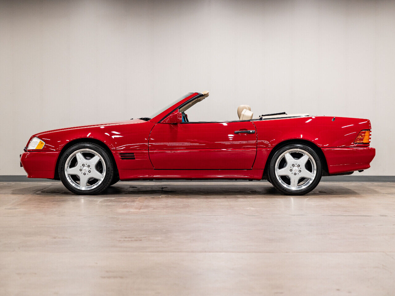 Mercedes-Benz-SL-Class-Cabriolet-1995-24