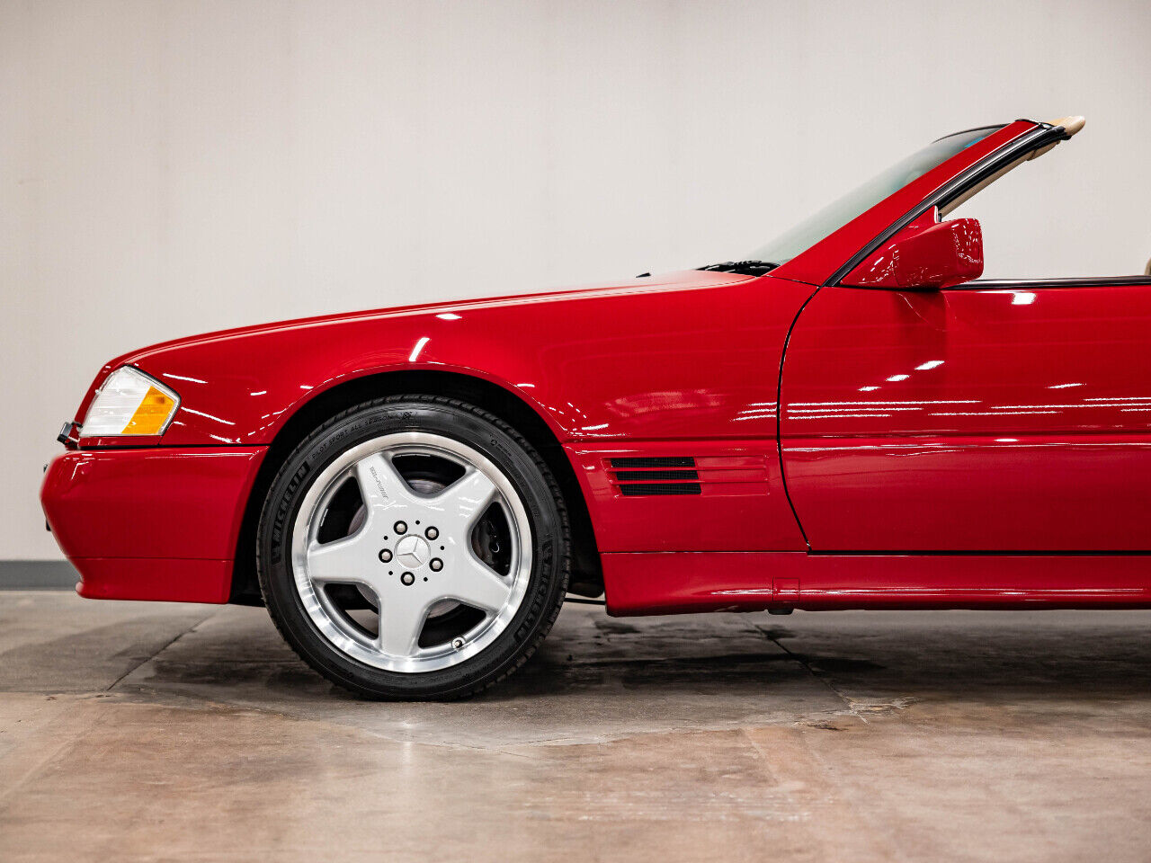 Mercedes-Benz-SL-Class-Cabriolet-1995-25