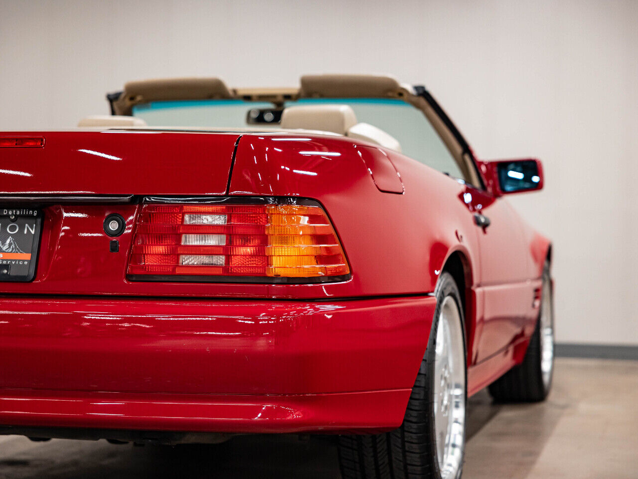 Mercedes-Benz-SL-Class-Cabriolet-1995-34